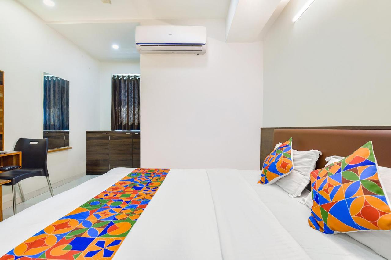 Fabhotel Crystal - Nr Odau Ring Road Ahmedabad Exteriör bild