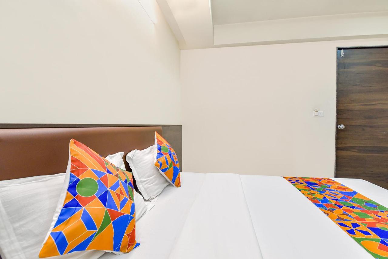 Fabhotel Crystal - Nr Odau Ring Road Ahmedabad Exteriör bild
